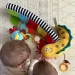 Развивающая подвеска Dolce Snail 0+ мес
